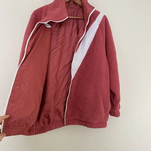 Nike Reversible Big Swoosh Full Zip Sherpa Jacket in Pink Size XS - Picture 7 of 7